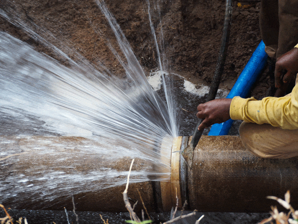 water main break leaking pipe